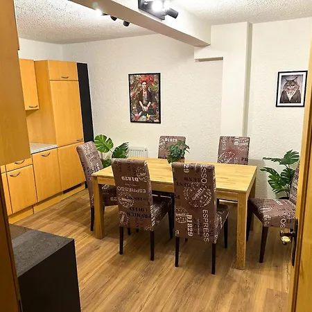 Spacious Group In Semesterbostad *