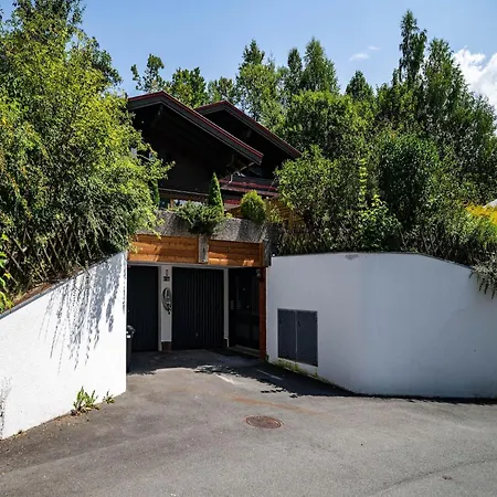 Spacious Group In Saalfelden