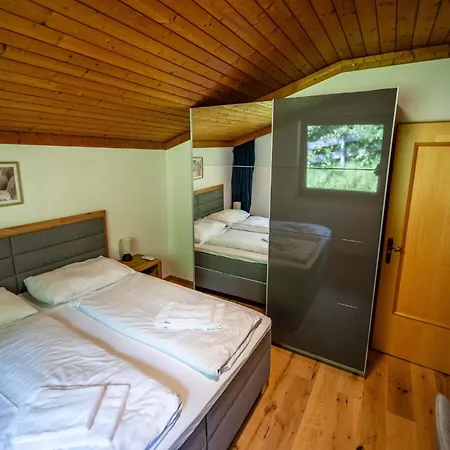 Spacious Group In * Saalfelden